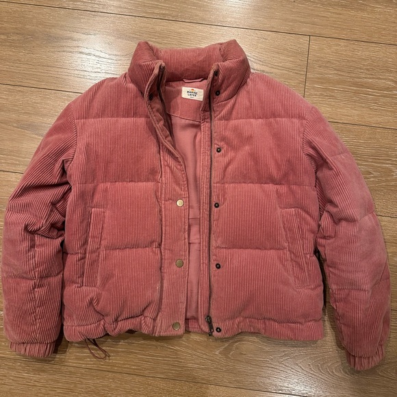 Marine Layer Pink Corduroy Puffer - Picture 4 of 11